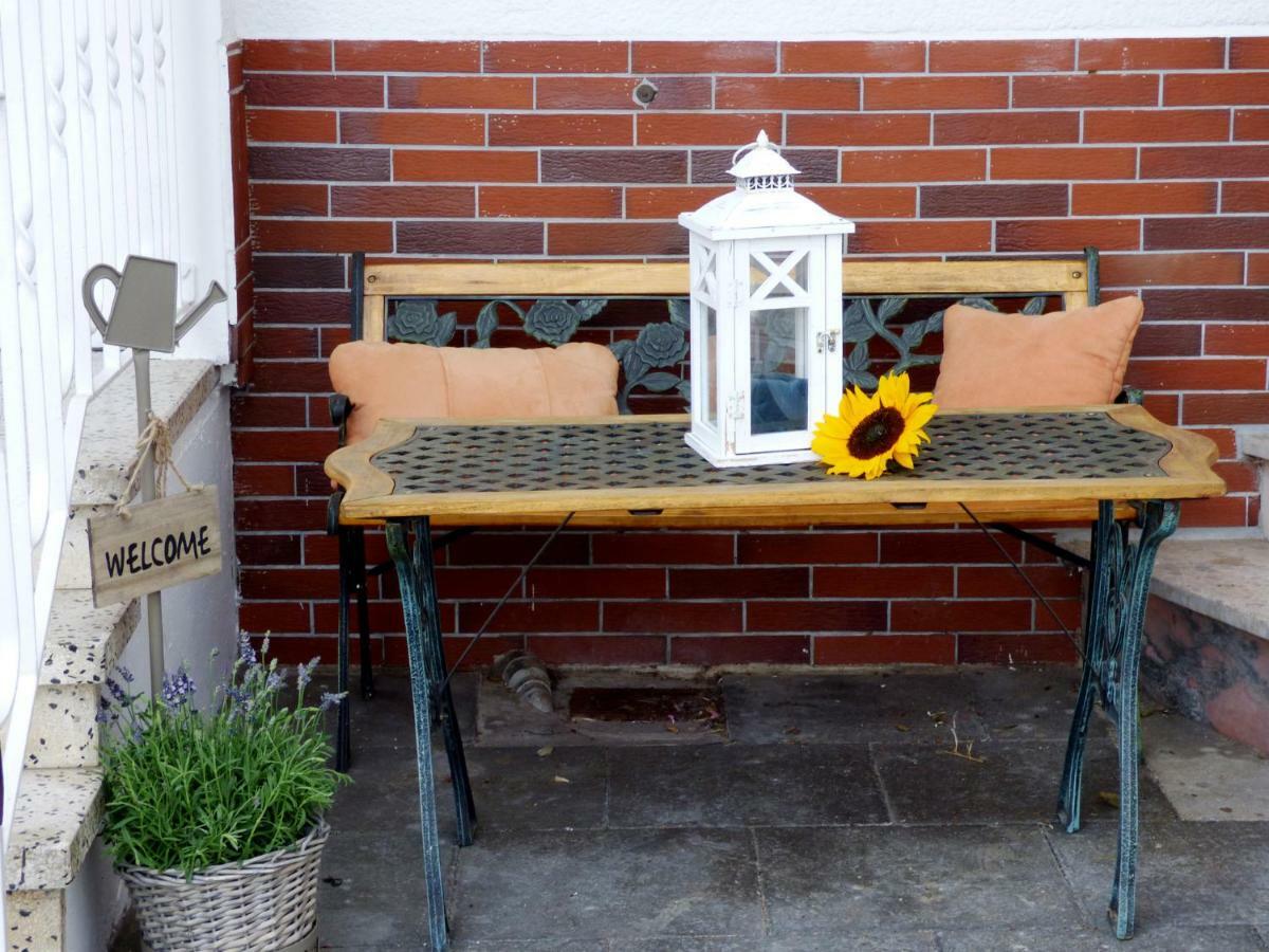 Relaxen Im Alten Winzerhaus Fewo Eg Rech Exterior foto